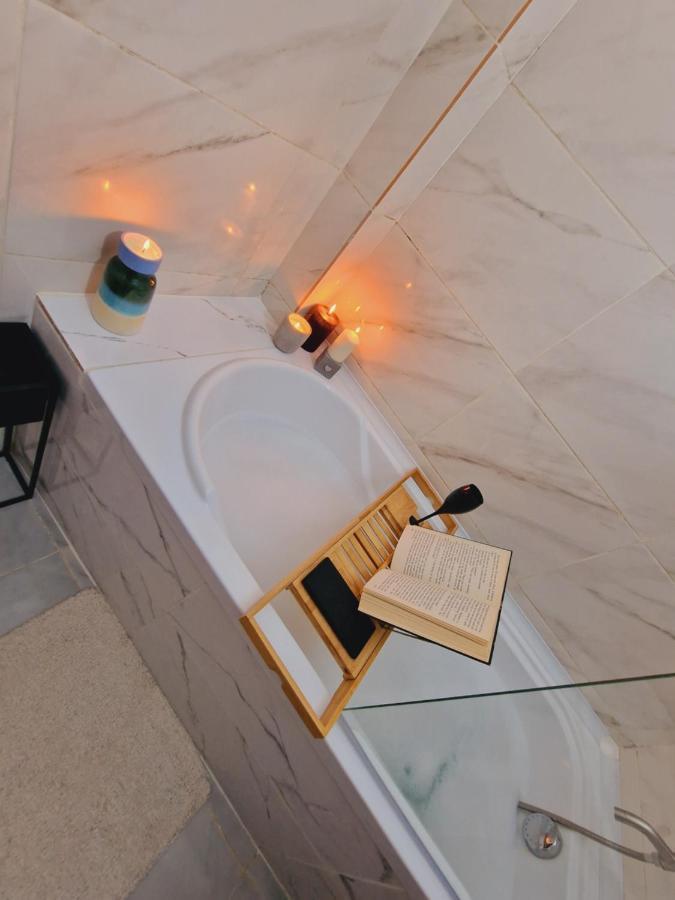 Airport Easy Link Appartement Iasi Buitenkant foto